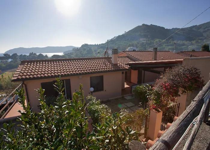 アパート Norsi カポリーヴェリ